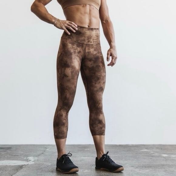 NWT NOBULL High-Rise Matte Crop Tight Toffee Brown Tie Dye Size S - Picture 1 of 8